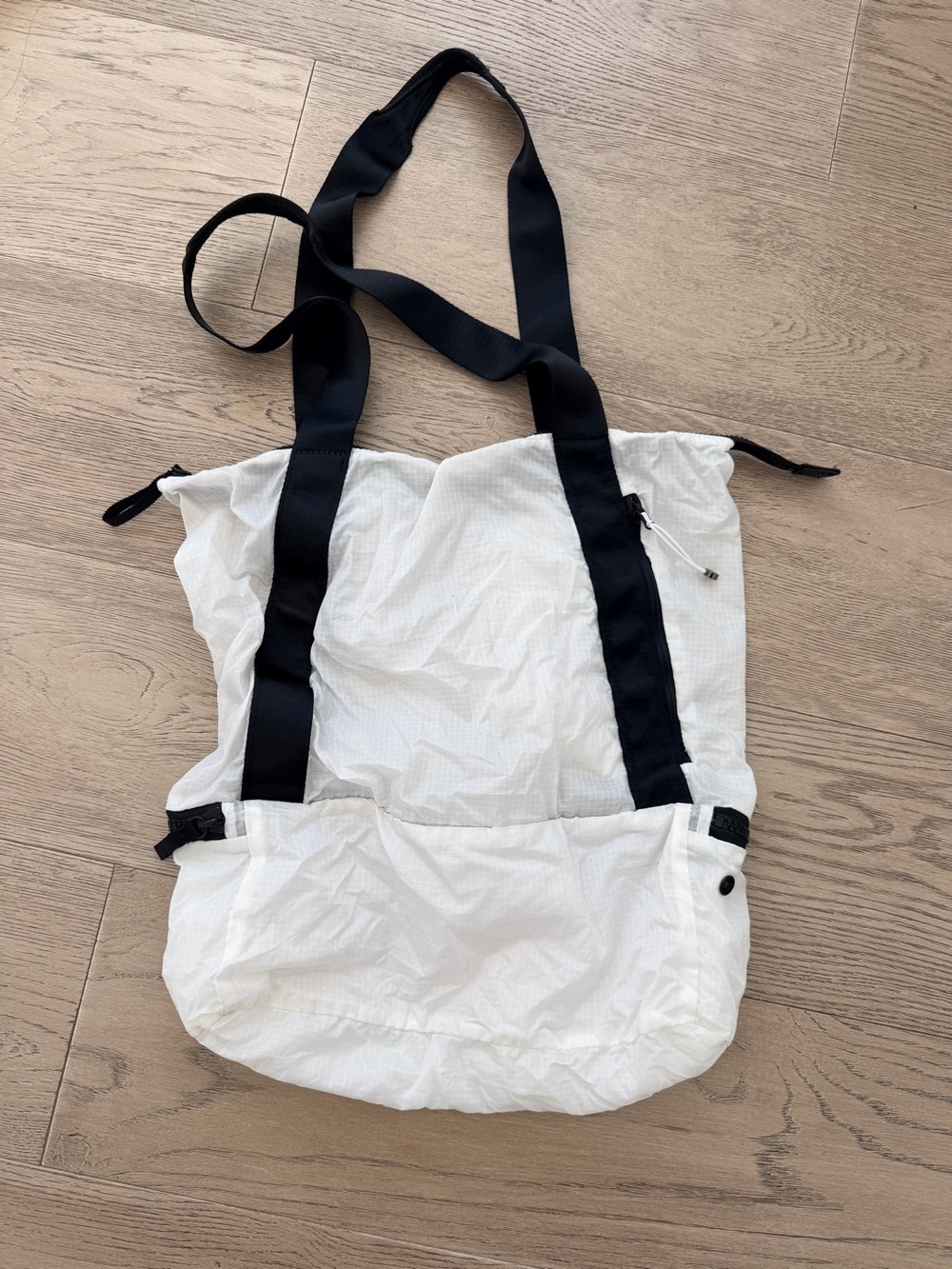 lululemon athletica packable White and Black Ripstop Tote - Picture 2 of 6